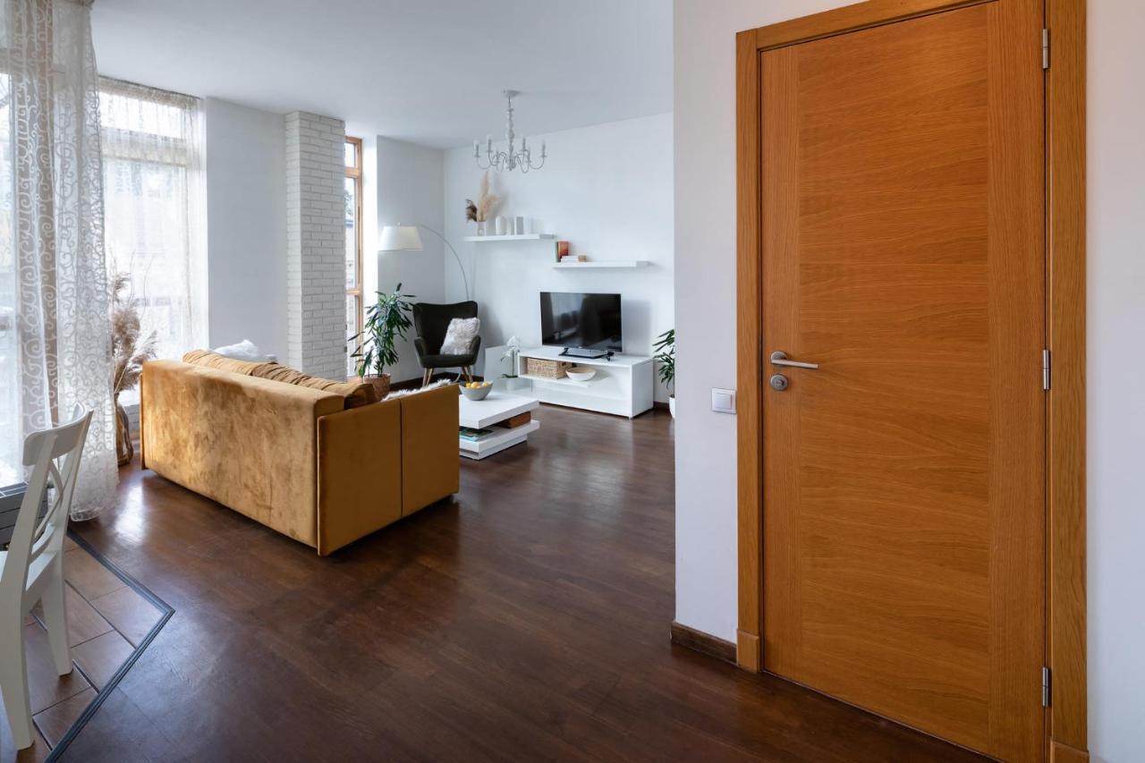 ריגה Ziedondarza Park One Bedroom Apartment With Balcony מראה חיצוני תמונה